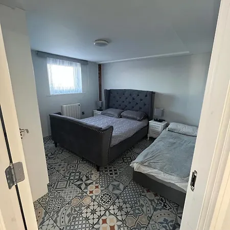 Daire The Captains Wheel And Anchor Skerries