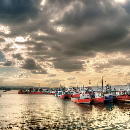 Apartament The Captains Wheel And Anchor *