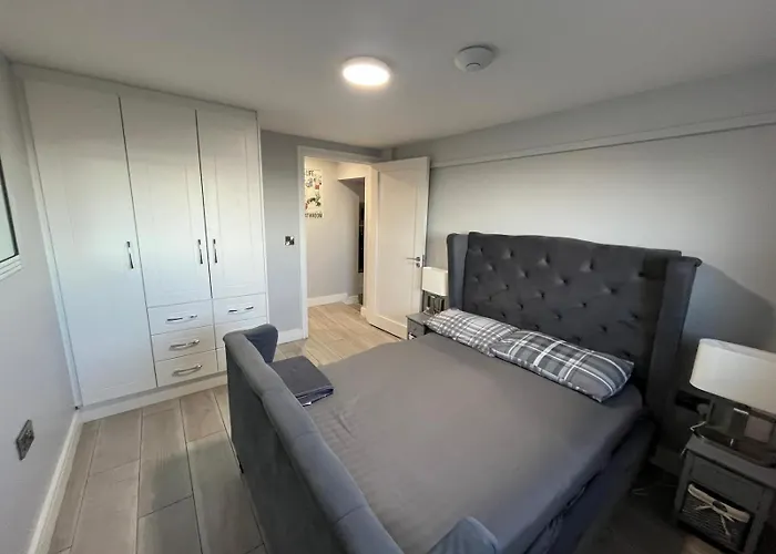 The Captains Wheel And Anchor Apartament Skerries