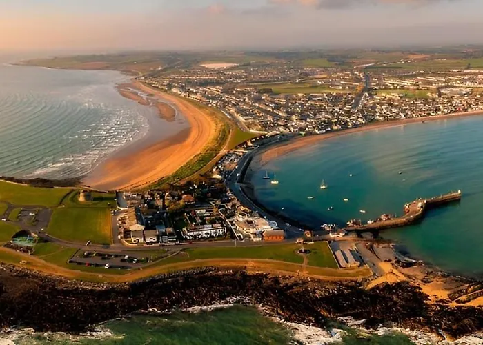 The Captains Wheel And Anchor Skerries